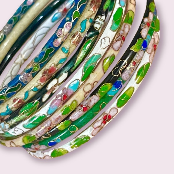 8 Vintage cloisonné bangle bracelets - Picture 2 of 4